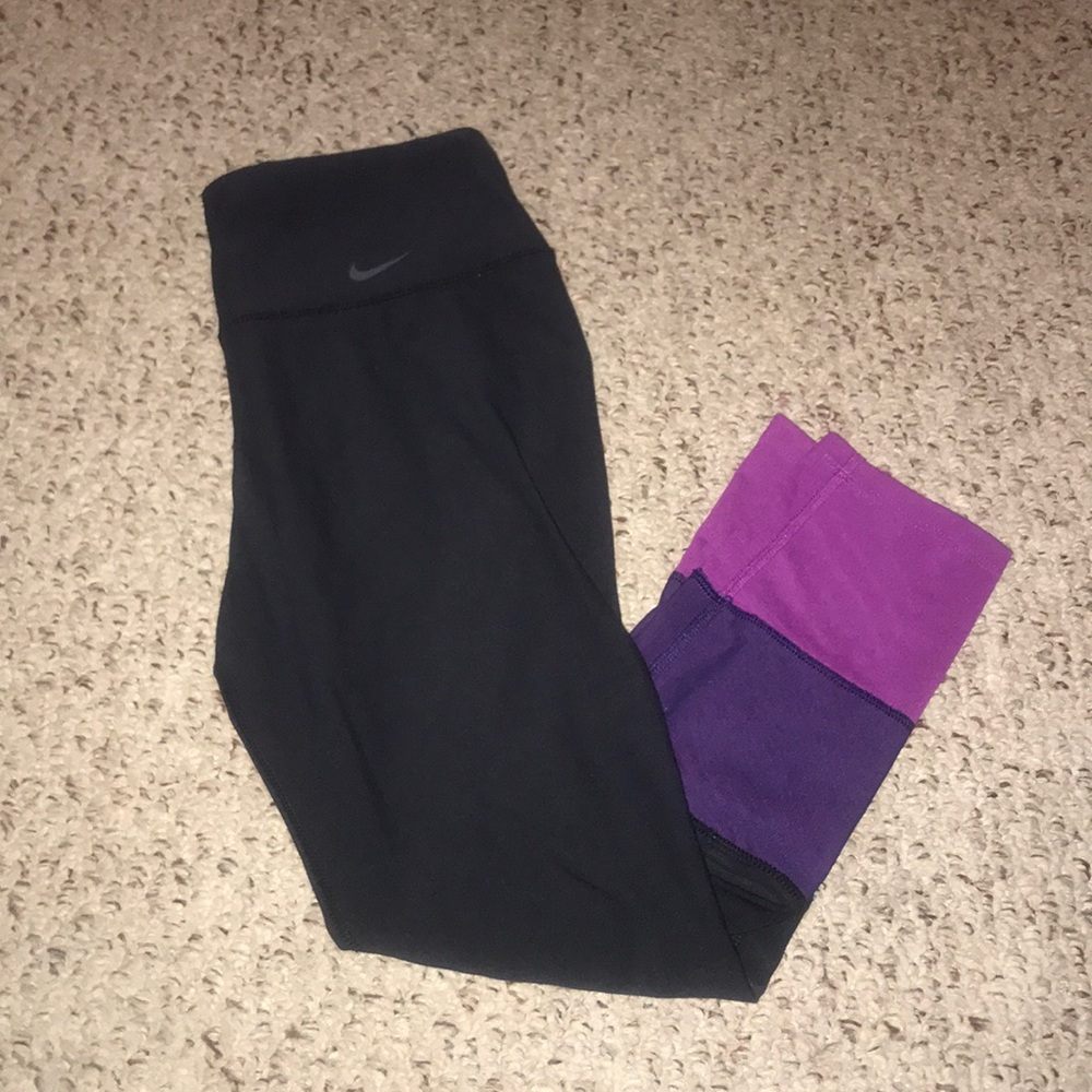 Nike crop leggings